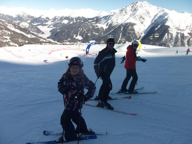 Claudia, Anne Sophie und Bernhard vor der Abfahrt in Schöneben