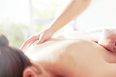 リンパオイルトリートメントと整体の技術と資格が修得できるリンパセラピストコース