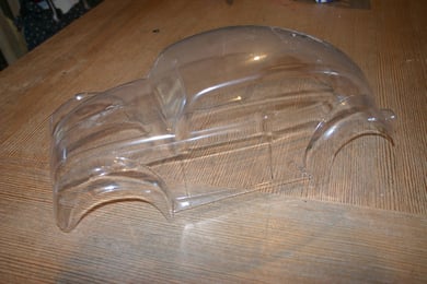 2.Wahl Lexan Karosse ist zum Üben genug, angeblich sollen Blasen drin sein, kann aber nix erkennen