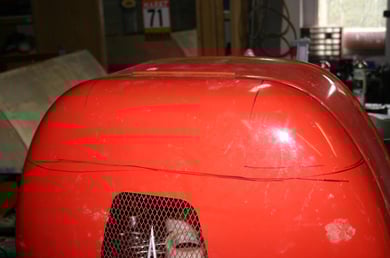 Bei den Rundungen hinten greife ich auf eines meiner Feuerwehrpumpengehäuse zurück