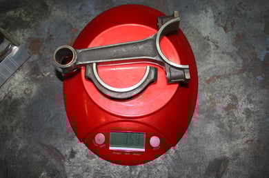 Pleule auf eine Gewicht vorgeschliffen