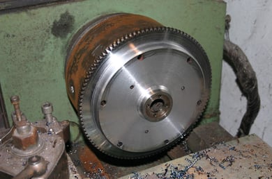 Schwungrad ca. 2,5kg abdrehen