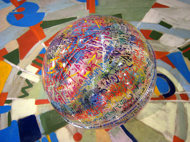 Installation « Hercule »  Hangar Lalandusse - photo: Frederik van Kleij