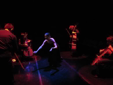 « Quadrat - 4 Sœurs » « Quadrat - Gulliver »  PIM Spazio Scenico  Milan  2009 - photo Frederik van Kleij