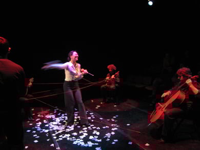 « Quadrat - 4 Sœurs » « Quadrat - Gulliver »  PIM Spazio Scenico  Milan  2009 - photo Frederik van Kleij