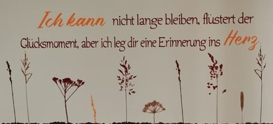 Schild Erinnerung Schriftzug