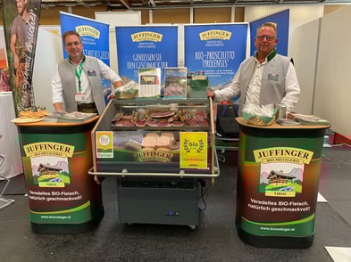 Die Biometzgerei Juffinger am Messestand auf der BioSüd in Augsburg 