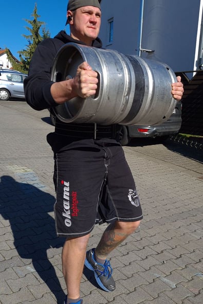 SC Int'l - Street Combatives - Cross-Combat-Training - Combative Strongman | Keg Lifting für Combatives, Krav Maga, Kampfsport und Selbstverteidigung