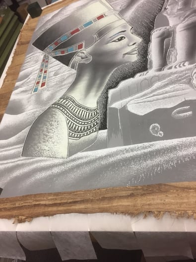 Bilder rahmen lassen; Schwebende Montage im Kastenrahmen. Alterungsbeständige reversible Fixierung