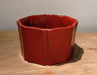 朱漆輪花鉢　松崎融　山の上ギャラリー