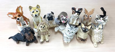 しっくいで作ったペットたち