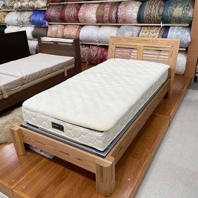 宙に浮いたような寝心地「ロイヤルシープトン」高密度ムートン - 埼玉