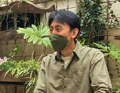 ワークショップを主催する原直樹さん。 フィールドガレージは住宅のリノベーションなどを手がけるものづくりの会社