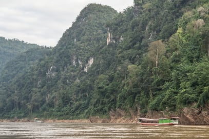 Langboot auf dem Mekong