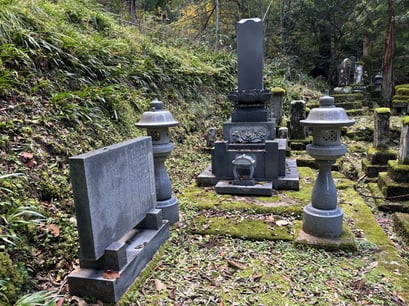 既存墓地　正面