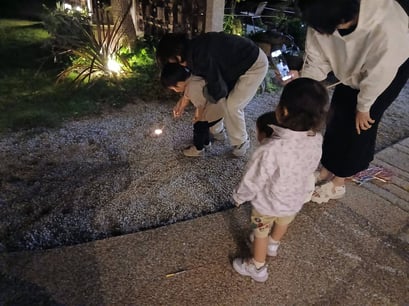 最初はなかなか上手く火がつきません・・。