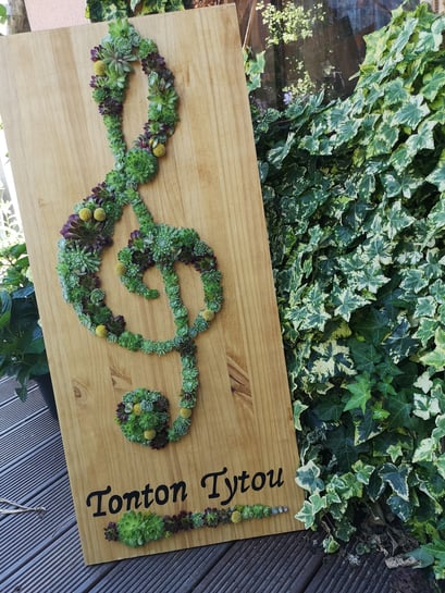 pièce personnalisée 180 euros (sur devis)