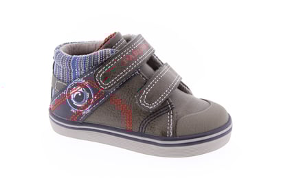 Calzado zapato y tenis colegial infantil niño niña Pablosky en Tenerife