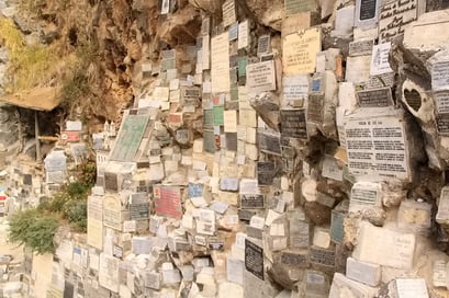 Las Lajas - die üblichen Plaketten