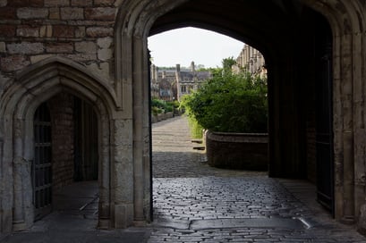 Wells - historische Wohnstrasse bei der Kathedrale