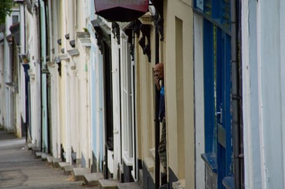 Falmouth - typische Wohnhäuser ... Tür an Tür