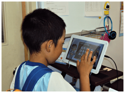 入退室メールで安全対策。