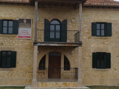 Contraventanas rústicas de marco completo