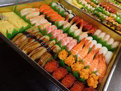 出前館　宅配寿司　デリバリー