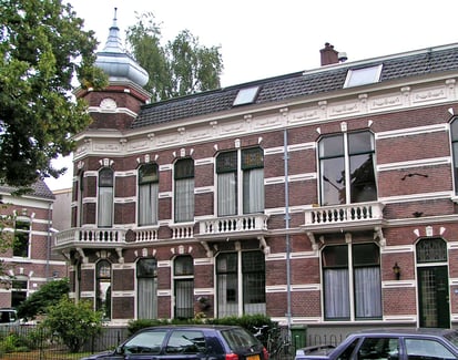 Burghardt van den Berghstraat 17 Van Dulkenstraat rijksmonument