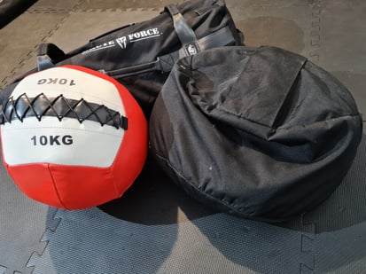 SC Int''l - Street Combatives - Cross-Combat-Training - Sandbag Training für Combatives