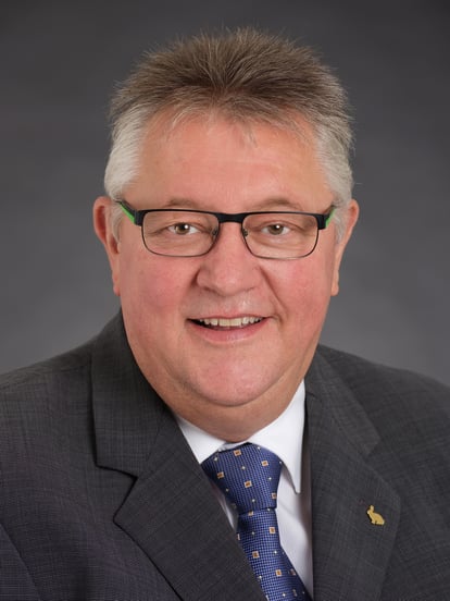 seb&PARTNER - Porträtfoto Peter Iseli - Verkauf-Coaching, Verkaufs-Schulung