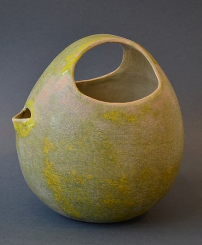 Pot à thé  vert mousse/ 2013/ Ø20x20cm/ ceramic(grès), glaze / sold
