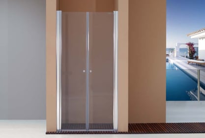 Mampara frontal de ducha de dos hojas pivotantes