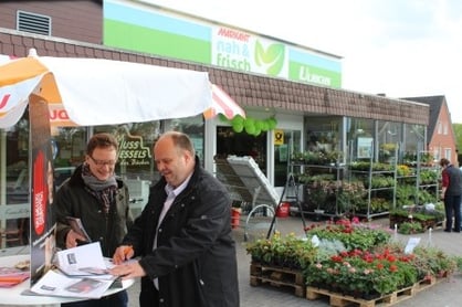 Unterschriften gegen verfehlte rot-grüne Schulpolitik