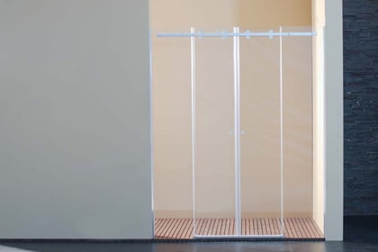 Frontal de ducha de dos hojas correderas y dos hojas fijas