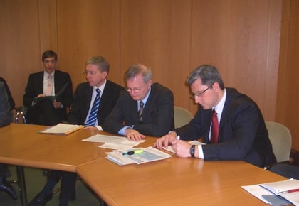 Dr. Jochen Witt (BI-Bützfleth) mitte