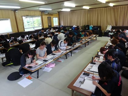 規律研修　写経風景