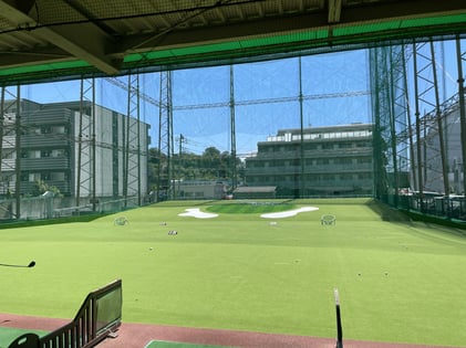 １階打席からのフェアウェイ