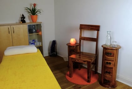 Dieser Entspannungsraum schafft eine gemütliche und geschützte Atmosphäre für dein Coaching-Gespräch