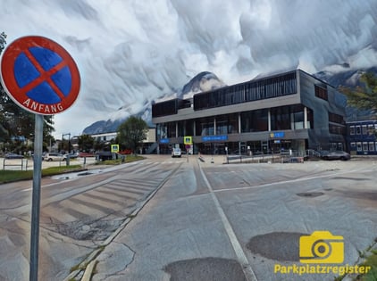 parking flughafen innsbruck