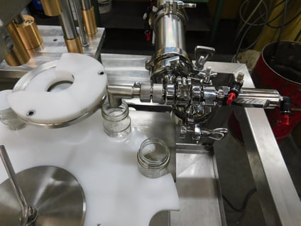 POMPE  doseuse + transfert / une création SCIM