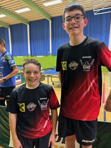 Schafften es aufs Foto: Maxi Ertl und Simon Wilder in "ihrer" Halle in Kapfenberg.