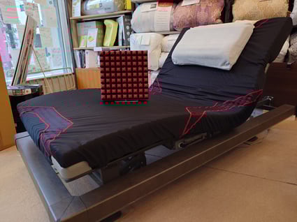 パラマウントベッドの電動ベッド INTIME ( インタイム ) と 西川のエアー AiR