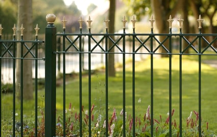 Schmuckzäune Doppelstabmatten Zaun Gartenzaun Metallzaun Doppelstabgitter Doppelstabgittermatte Mattenzaun Schmiedezaun Schmiedeeisernerzaun