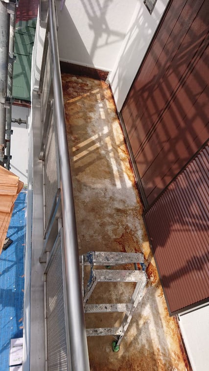 千葉市緑区誉田町の　ベランダ防水　ビフォー2