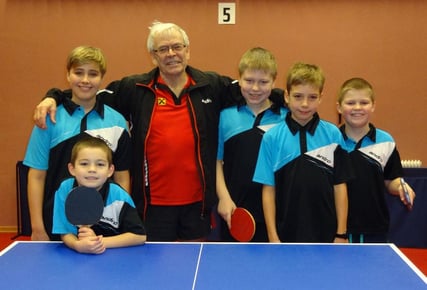 Unser Sierndorfer Team schlug sich in Baden im Herbst ausgezeichnet und gewann den Herbstdurchgang.