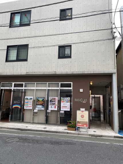 リンパマッサージ専門サロン　ファリンソの建物外観写真　男性セラピストのサロン