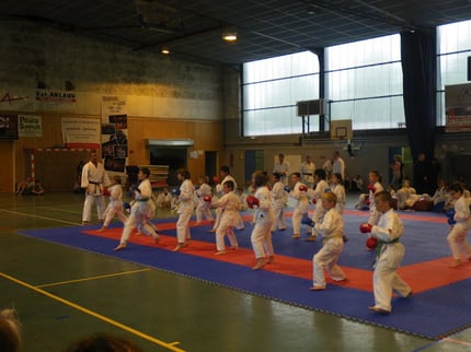 fete du club la ravoire , groupe novalaise
