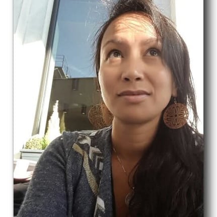 Yoga, Meditation & BE STRONG mit Anna Morf. Ganzheitliche Trainings, Retreats und Ausbildungen für körperliche Stärke, innere Ruhe und Präsenz.