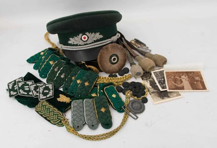Militaria